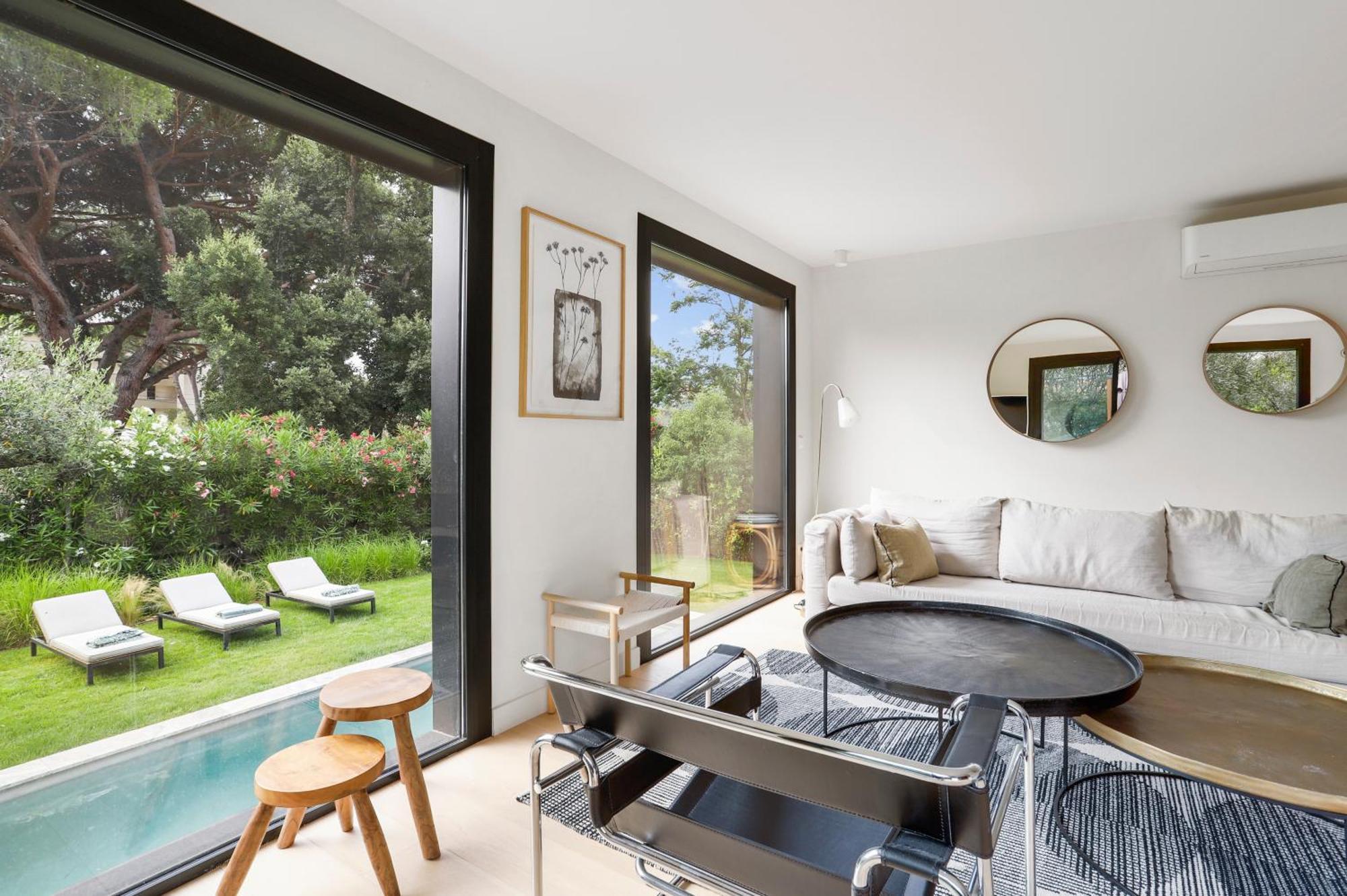 Villa La Temana, rénovée, piscine privée chauffée, grand jardin, plages et commerces à pied, à Cavalaire, près de Saint-Tropez Cavalaire-sur-Mer Exterior foto